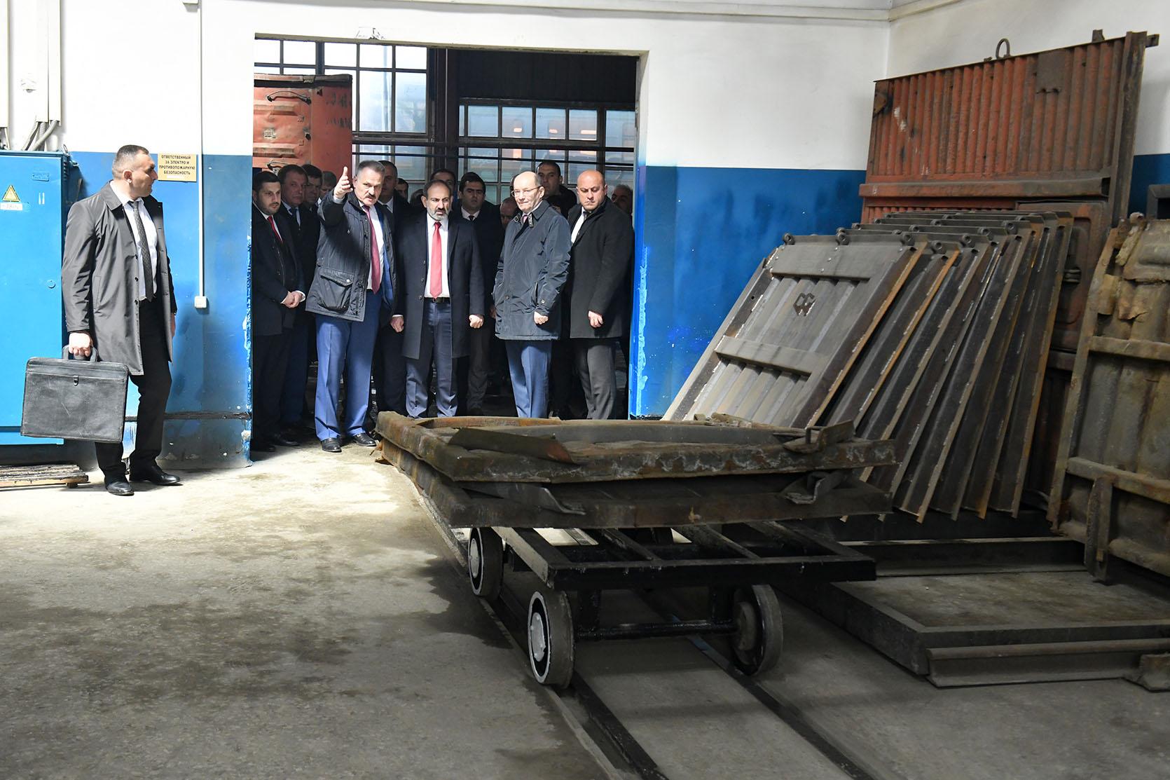 Pashinyan Visits Gyumri Amid Reconstruction Programs