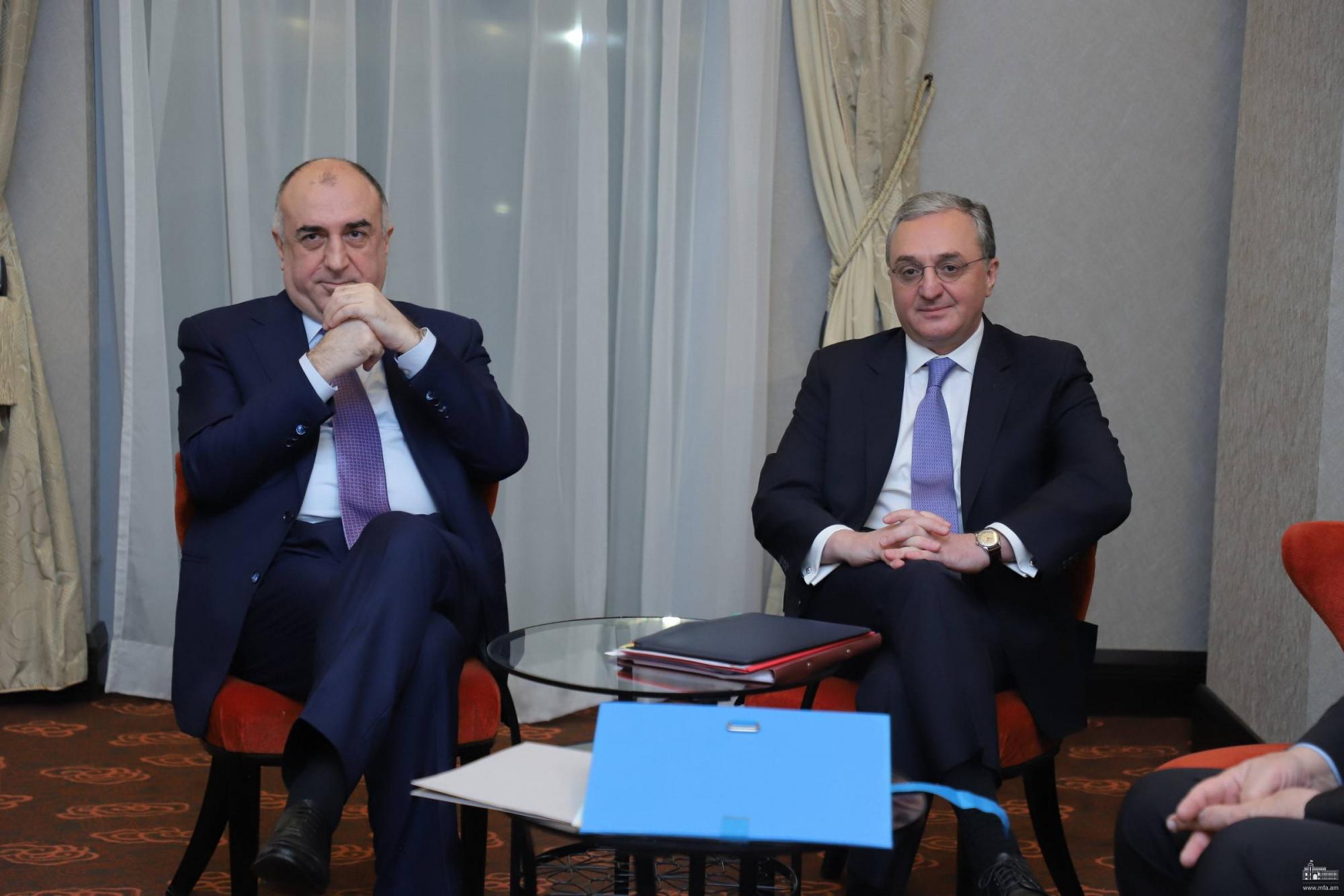 Armenian and Azerbaijani Foreign Ministers Meet With No Joint Statement 