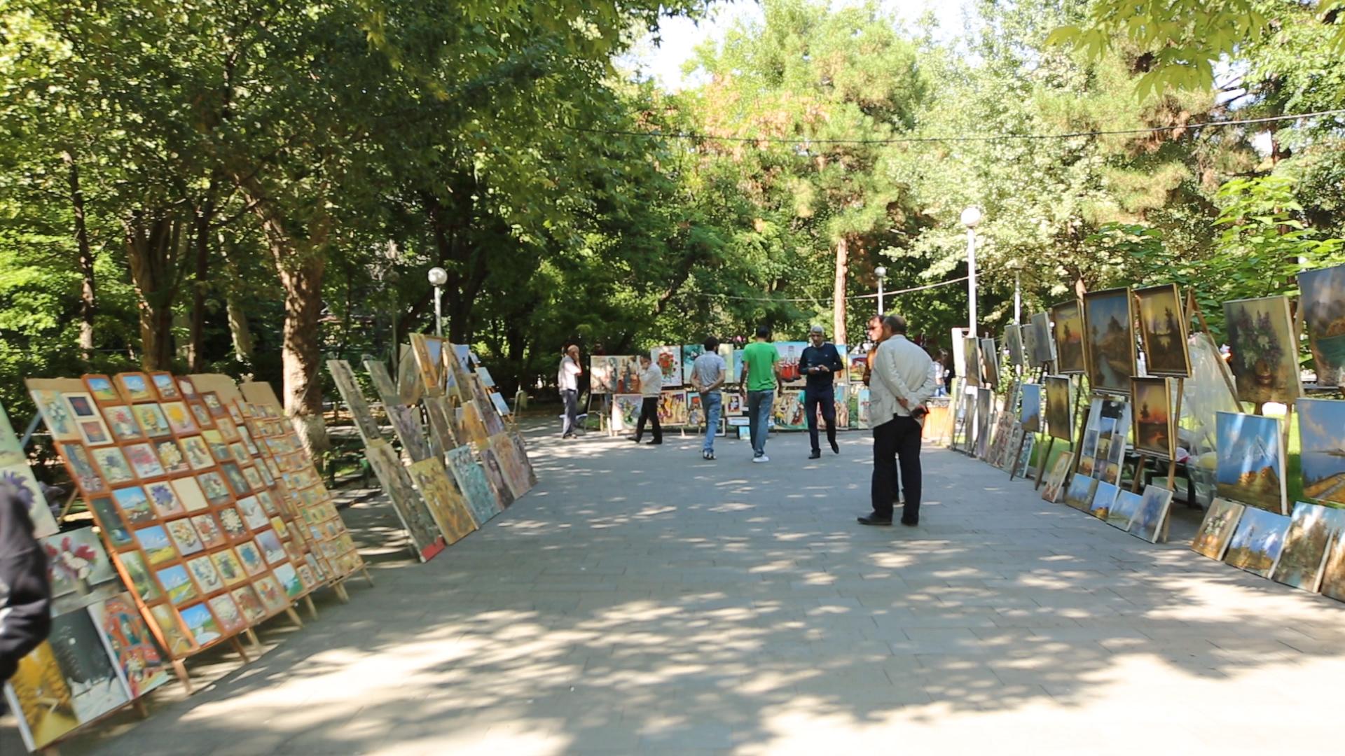 Saryan Park: Colors that Complete Yerevan