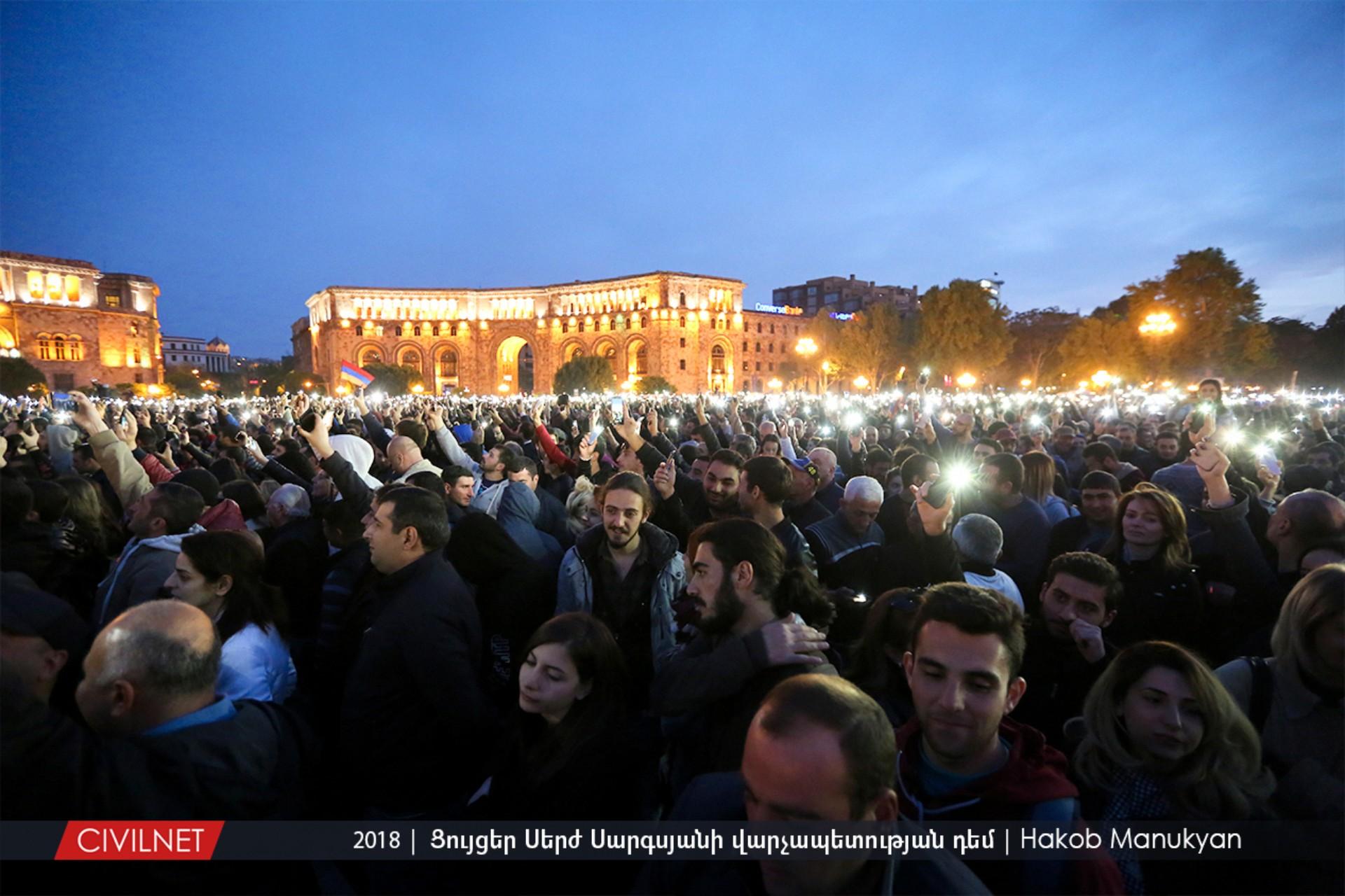 The Making of the Velvet Revolution