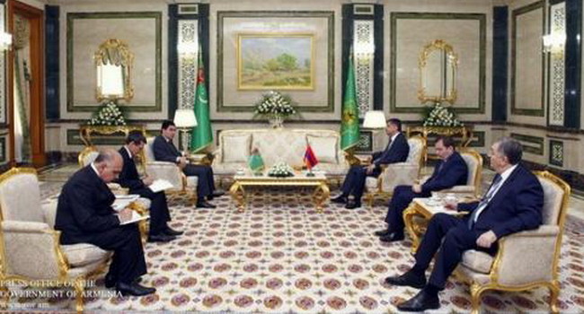 Հայաստանի վարչապետը հանդիպել է Թուրքմենստանի նախագահին