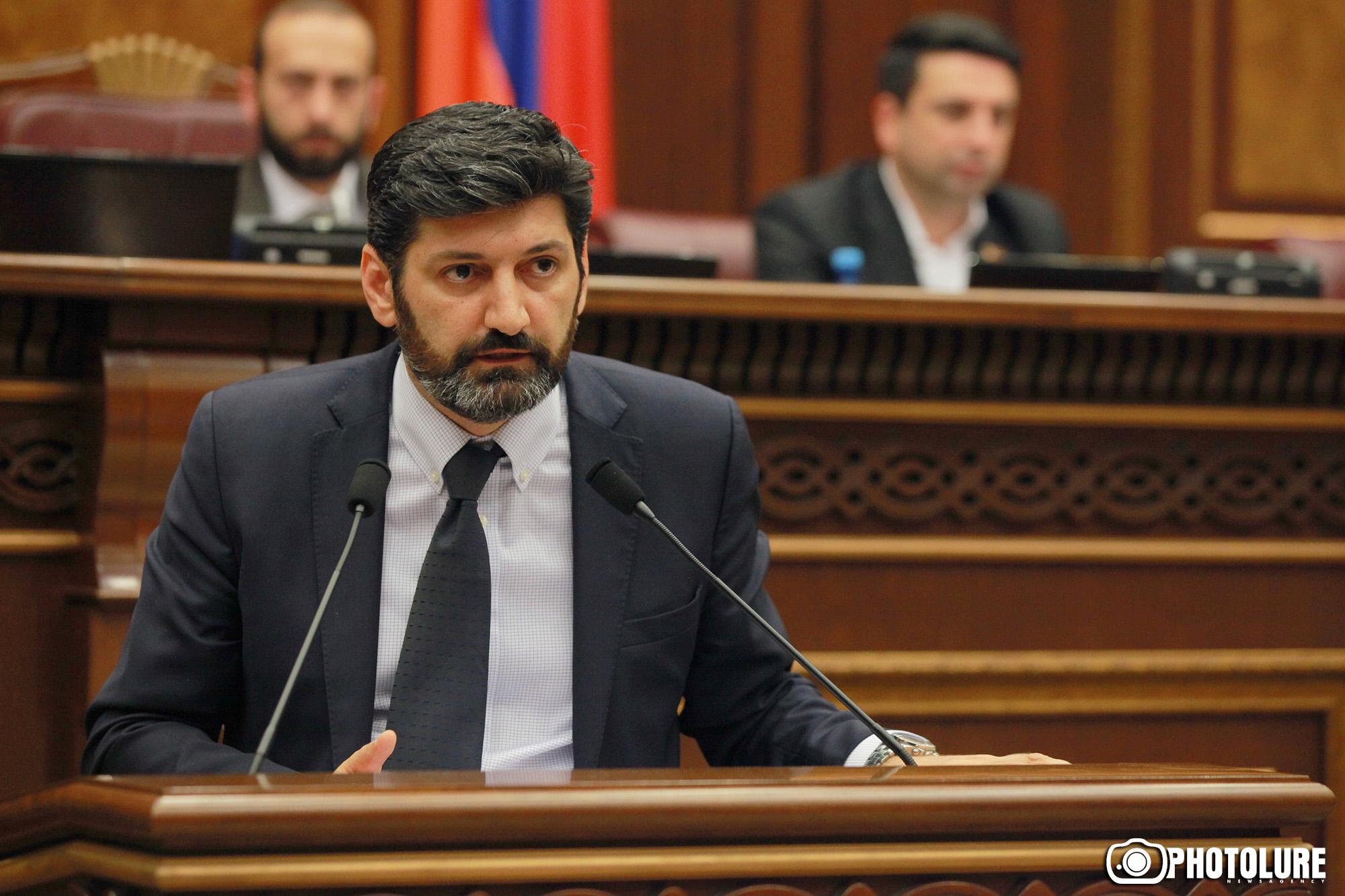Lawyer Vahe Grigoryan Confirmed to Armenia’s Constitutional Court