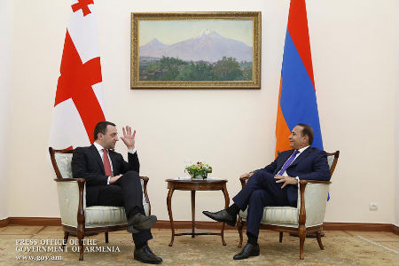 Հայաստանի և Վրաստանի վարչապետերը հեռախոսազրույց են ունեցել