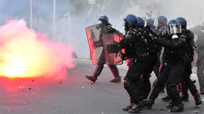 Ֆրանսիա. բախումներ ոստիկանների և ցուցարարների միջև