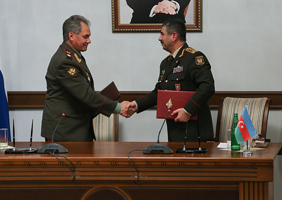 Բաքուն և Մոսկվան ստորագրել են 2015-ի ռազմական  համագործակցության ծրագիրը