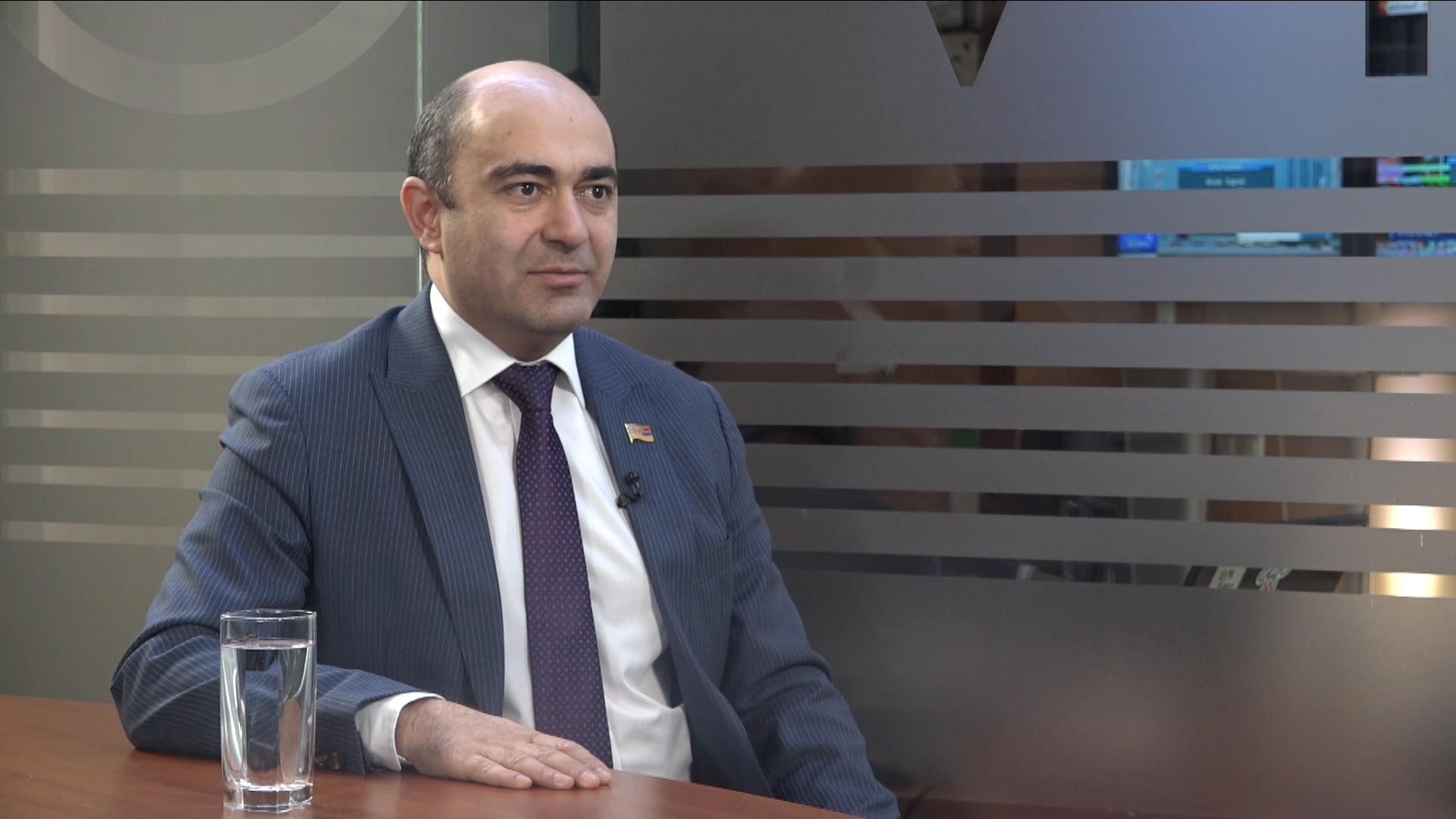 Հրայր Թովմասյանից ազատվելու համար 2,5 միլիոն մարդ են ընտրատեղամասեր տանում. զրույց Էդմոն Մարուքյանի հետ