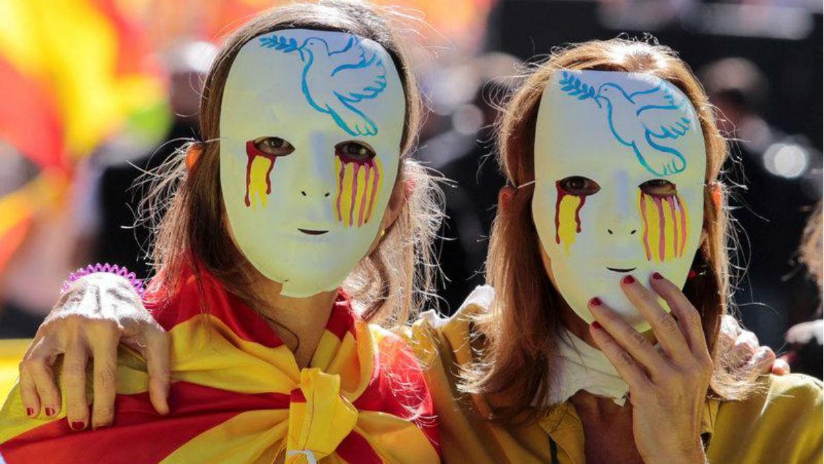 Բազմահազարանոց ցույց Կատալոնիայում՝ Իսպանիայից անջատման դեմ