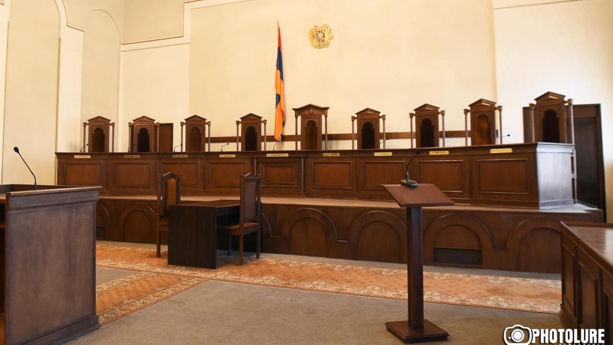 Սահմանադրական դատարանը որոշել է վերսկսել Քոչարյանի դիմումի քննությունը․ «Հայկական ժամանակ»