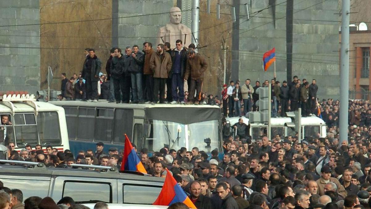 Armenia 1. Армения 2008 революция. Протесты в Армении 2008.