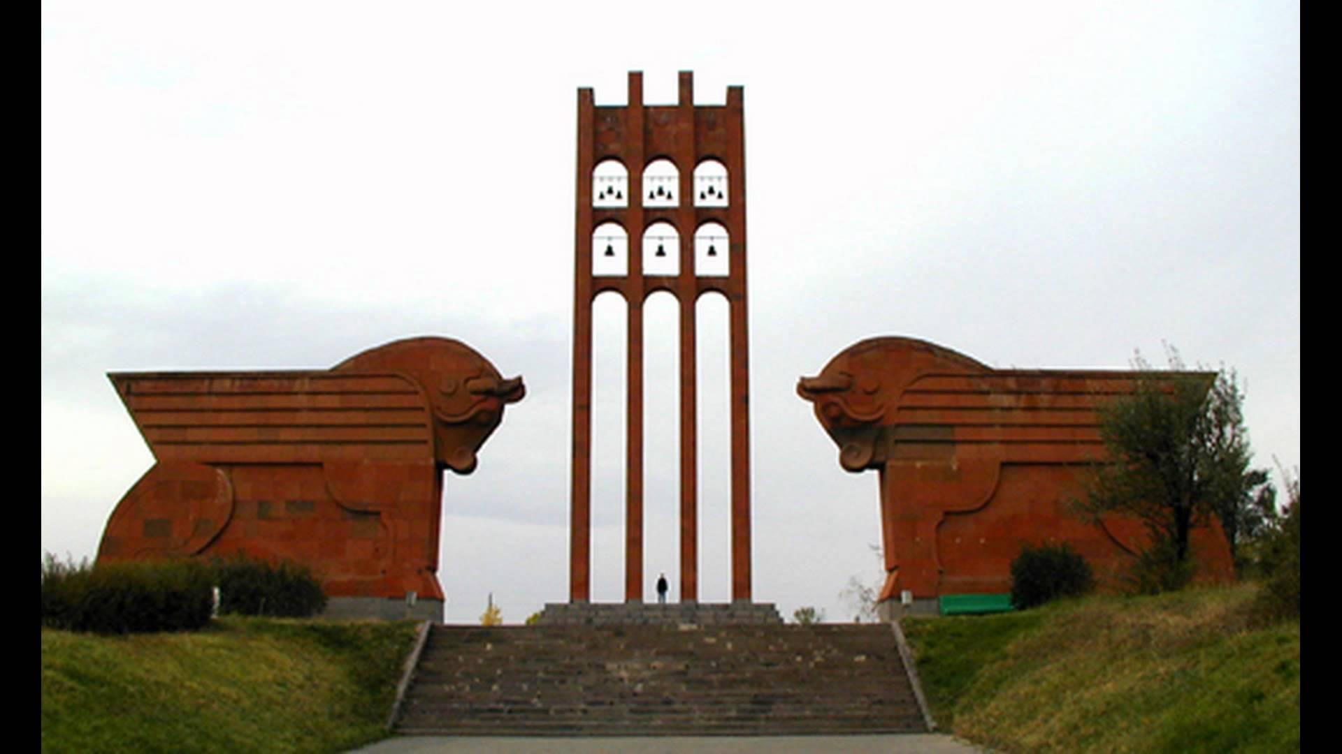 Октемберян