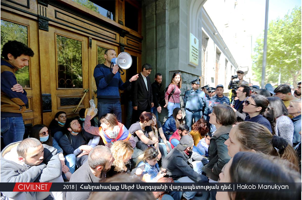 Serzh Sargsyan Elected Prime Minister, Peaceful Protest Continues
