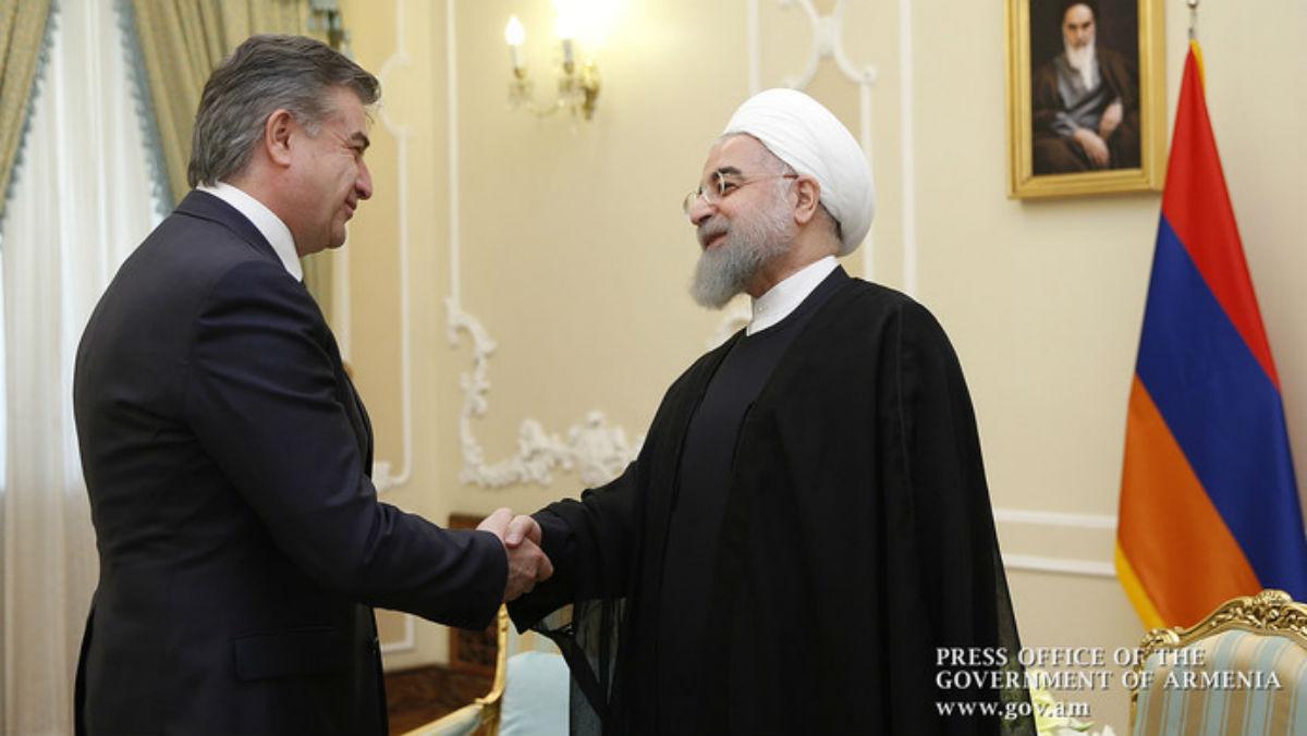 Կարեն Կարապետյանը հանդիպել է Իրանի նախագահին