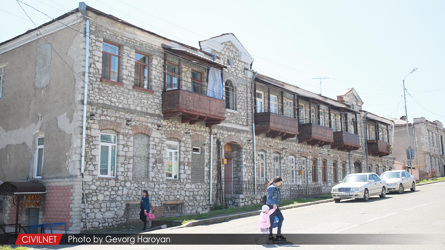 Coronavirus Pandemic Presents Distinct Problems for Nagorno-Karabakh, Underscores Dependence on Neighbors
