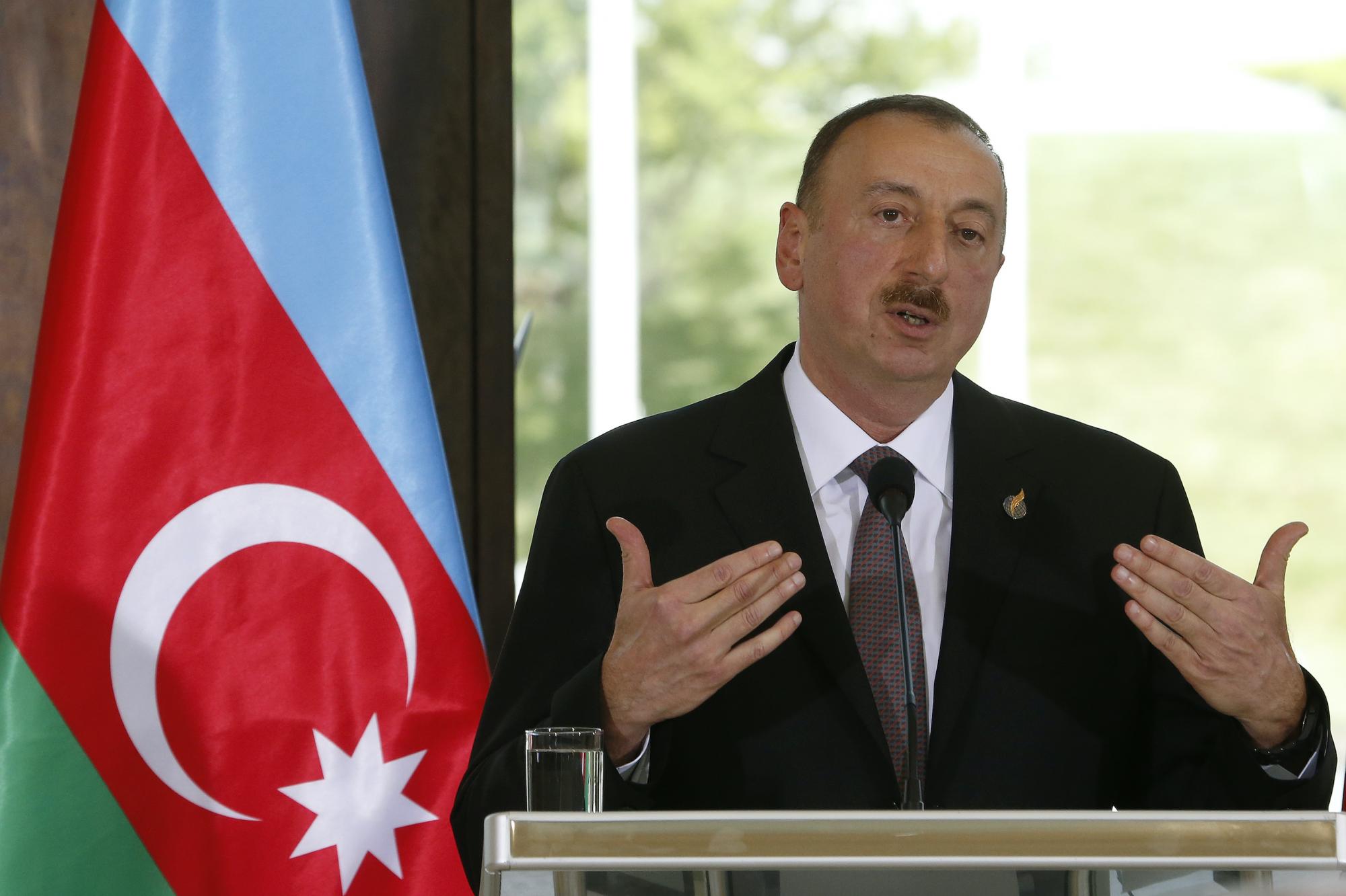 Azerbaijani and Armenian Leaders Express Readiness to Resolve Issue Politically
