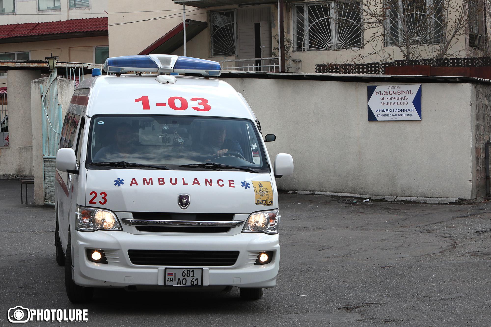 ՀՀ կառավարությունն Արցախին նվիրաբերել է շտապ օգնության 10 ավտոմեքենա