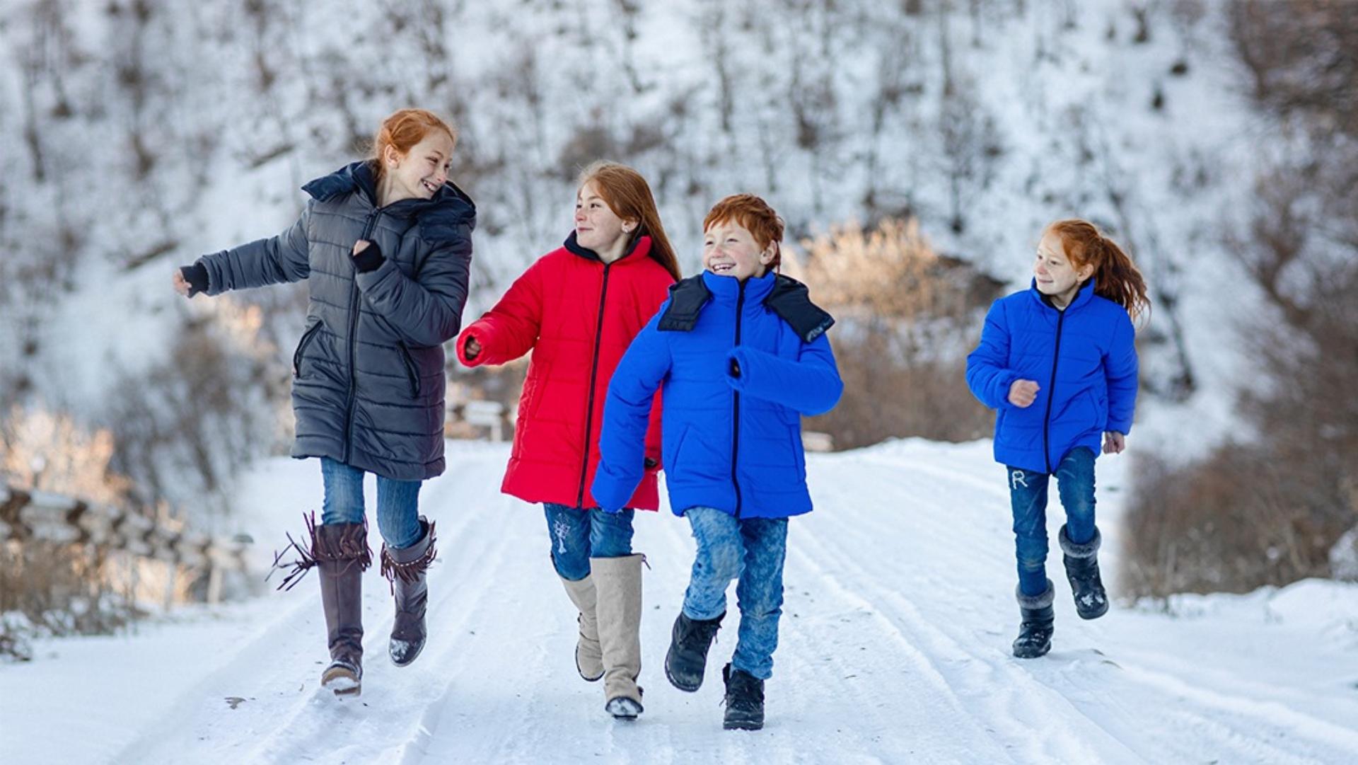 A Winter Coat Production Sets Off in Lori’s Kurtan Village