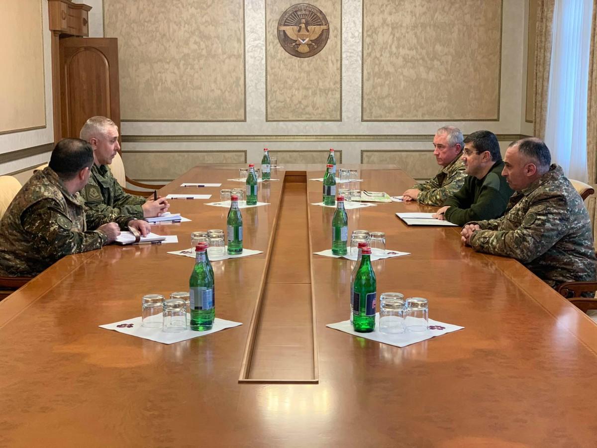 Արայիկ Հարությունյանն ընդունել է ՌԴ խաղաղապահ զորակազմի հրամանատար Ռուստամ Մուրադովին