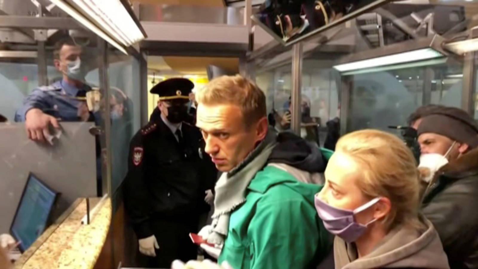 Նավալնիին Մոսկվա ժամանալուն պես ձերբակալել են