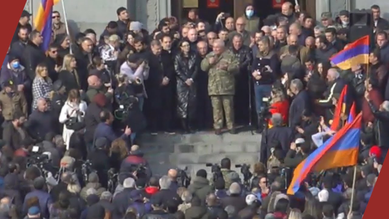 Юрий Хачатуров на площади Свободы: «Наша армия, наконец-то, очнулась»