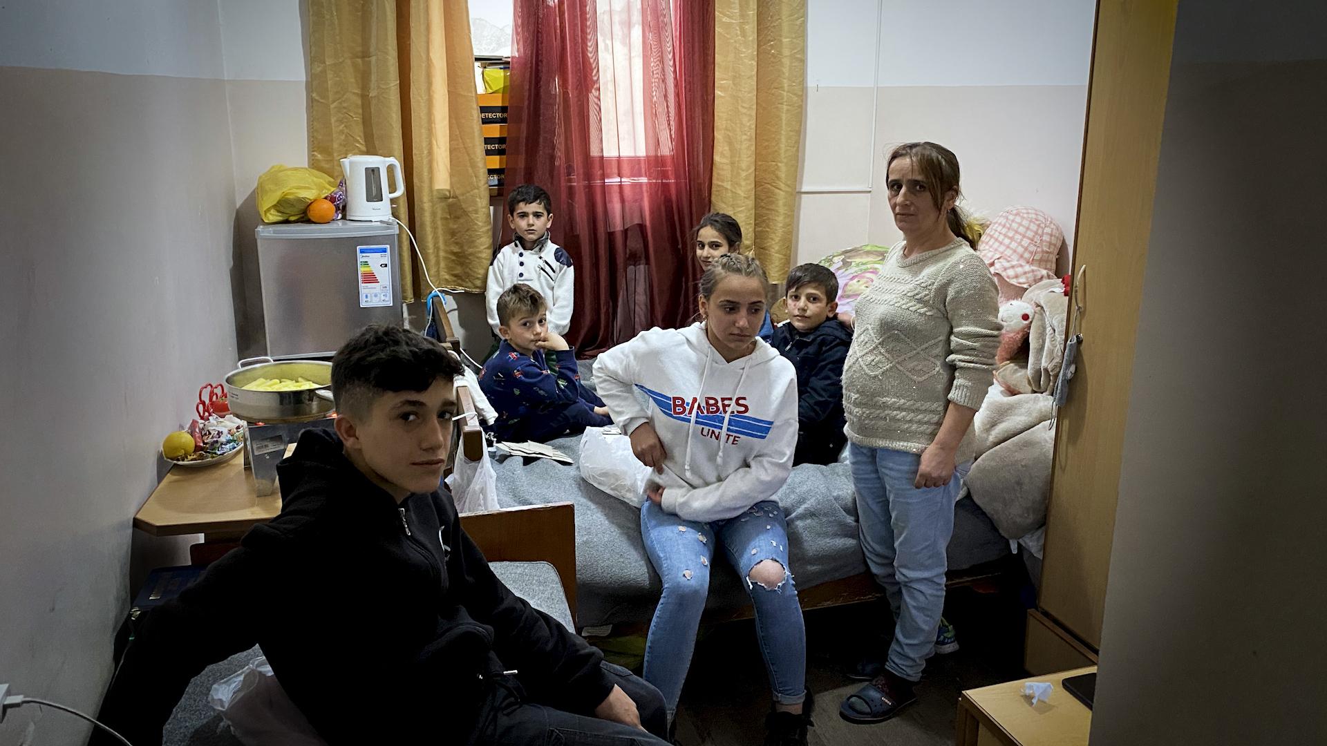 «Մենք վարկերը տանք, թուրքերը վայելե՞ն»․ շուշեցի ընտանիքի պատմությունը