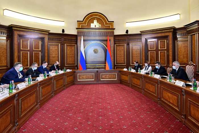 Հայաստանի և Ռուսաստանի փոխվարչապետերը քննարկել են Արցախին աջակցության և այլ հարցեր