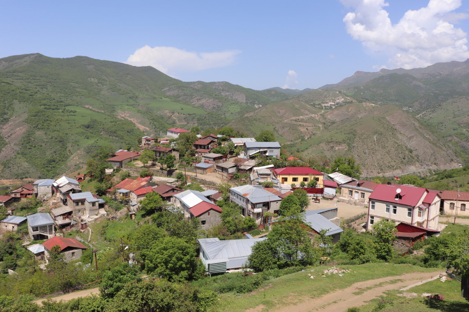 Mets Shen: Part of Shushi Region Remains Armenian