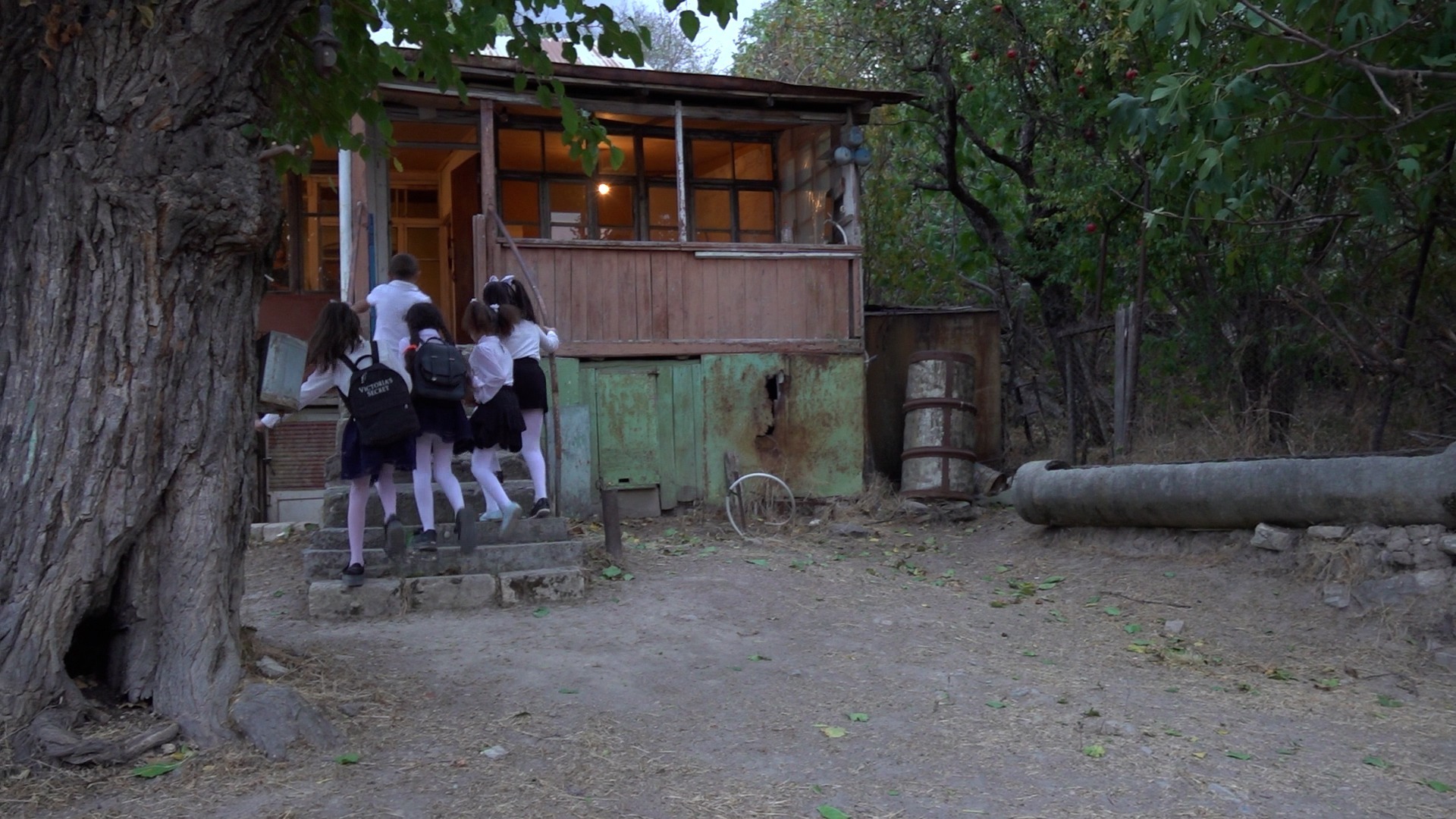 Մարտակերտի Վարնկաթաղ համայնքում պապական տունը դպրոց է դարձել