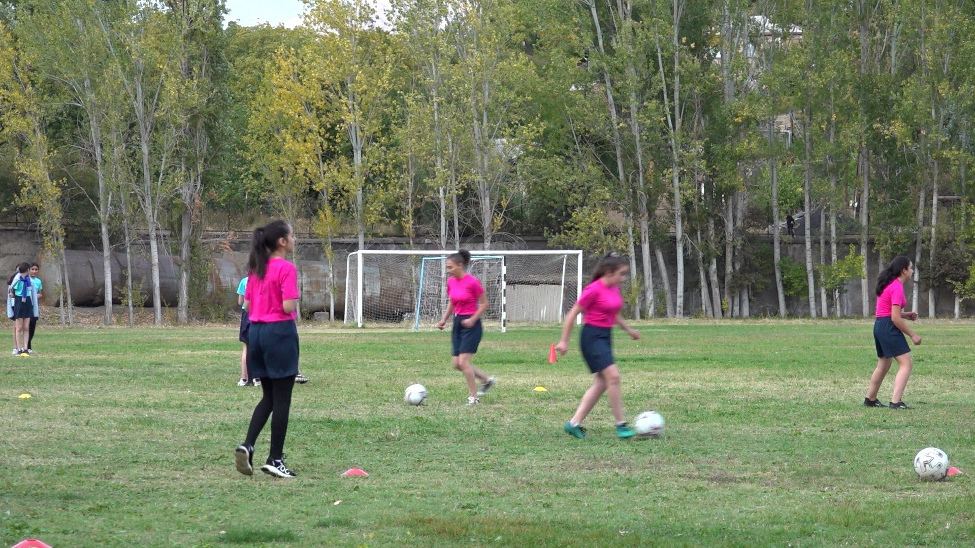 “Play it forward”, Soccer Girls Break Stereotypes in Armenia