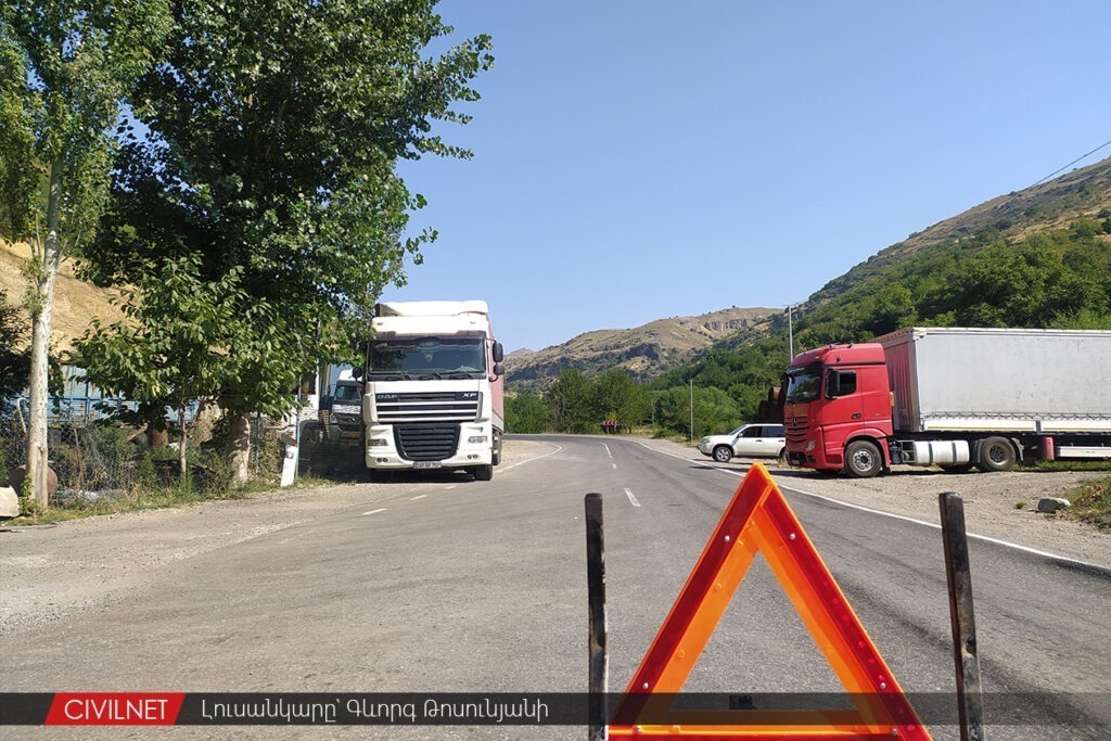 New highway crisis emerges as Azerbaijan sets up checkpoints on strategic Armenian road