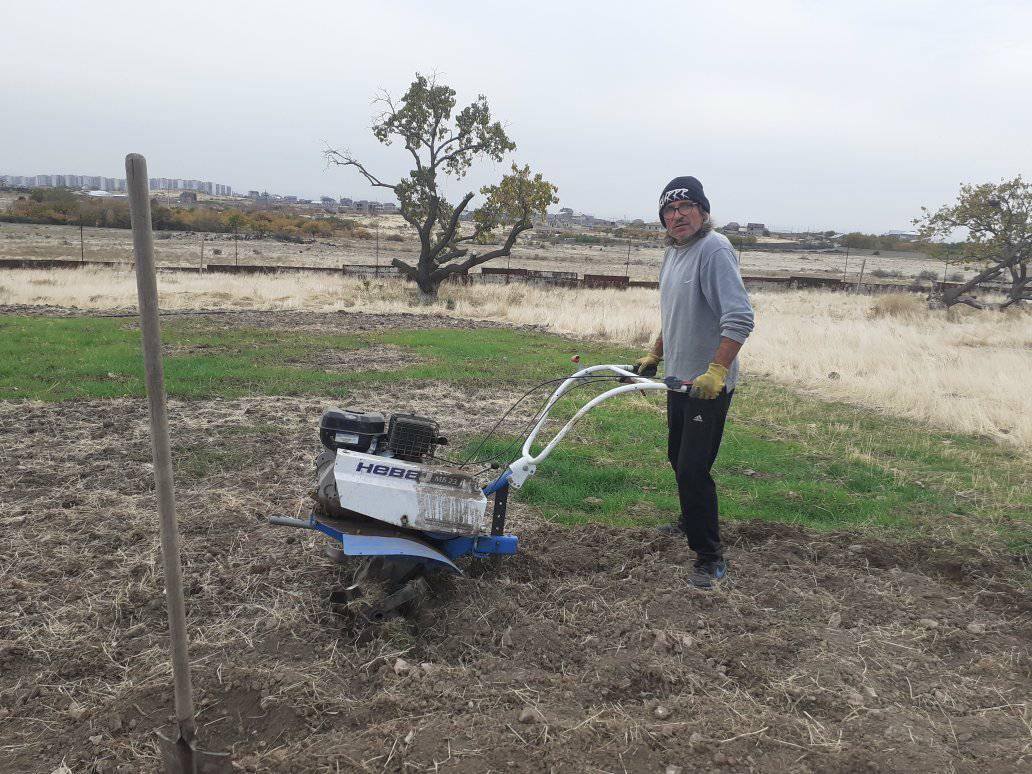 Հողագործ դարձած երգիչ հայրենադարձը