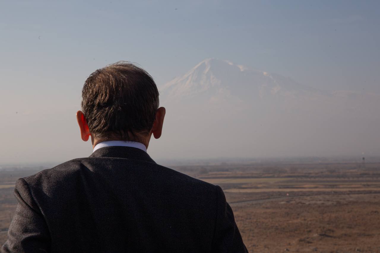 Ֆրանսիայի նախագահի գլխավոր թեկնածուներից Էրիկ Զեմուրը Հայաստանում է