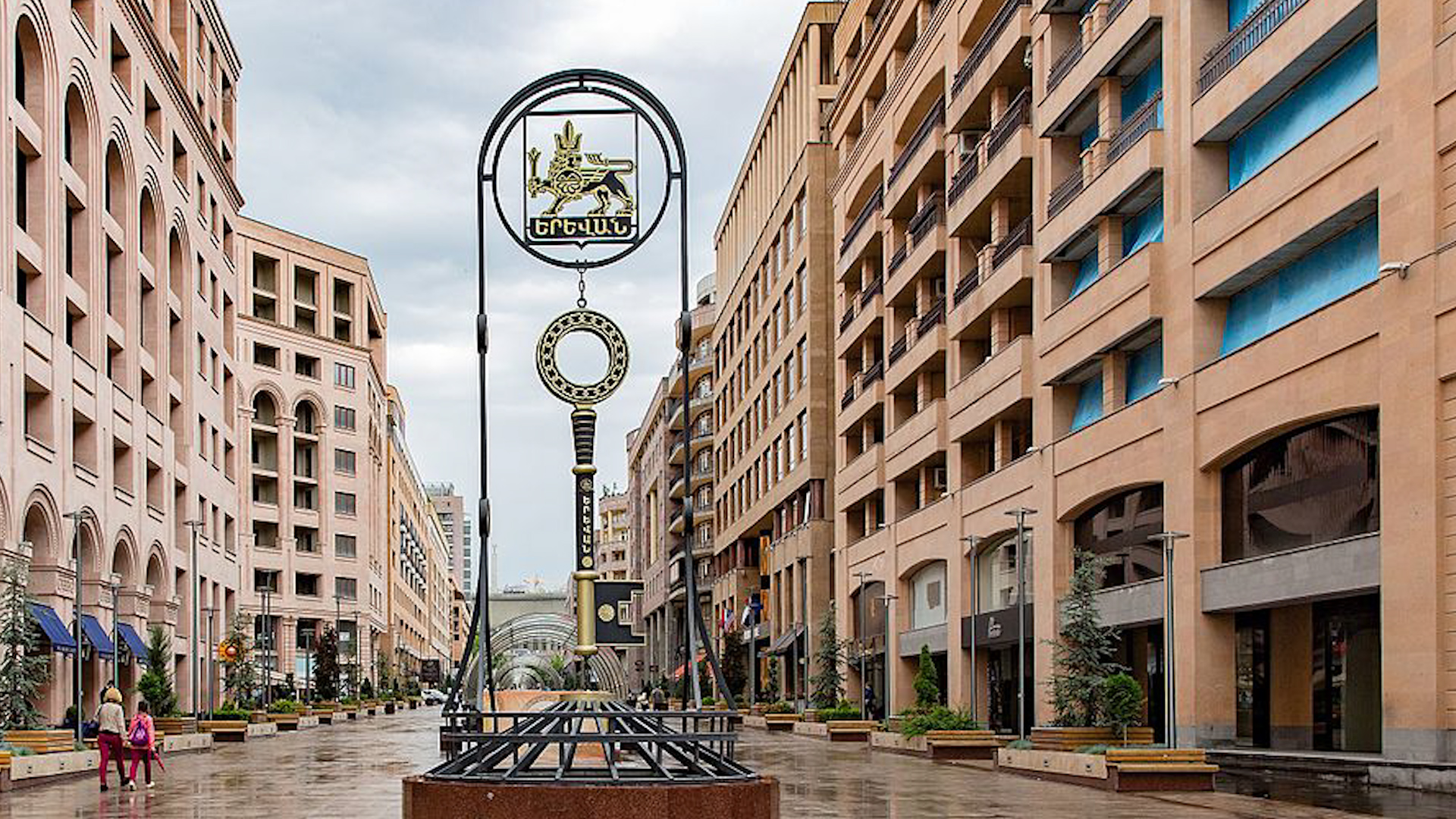 Rent prices in Yerevan skyrocket as foreigners fleeing Russia, Ukraine increase housing demand