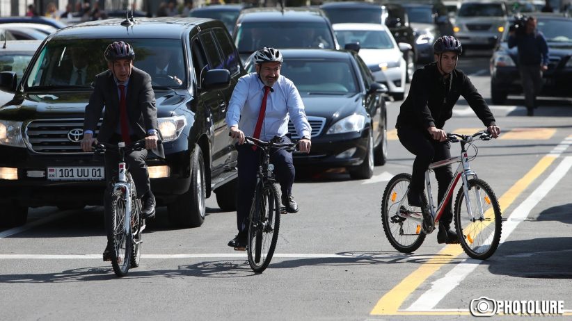 nikol pashinyan bicycle