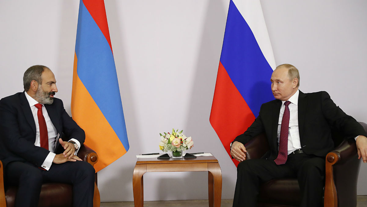 Pashinyan, Putin talk Karabakh in latest phone call