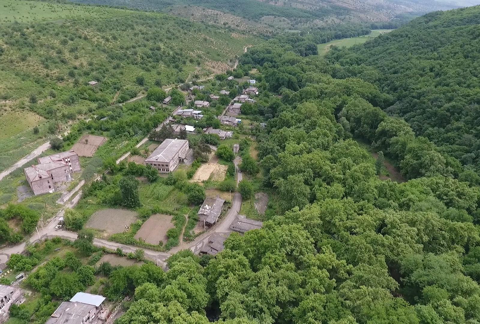 Неркин ханд село в армении. Неркин Ханд Армения. Неркин анд село. Неркин село в Армении. Село в Армении неркин Кармир.