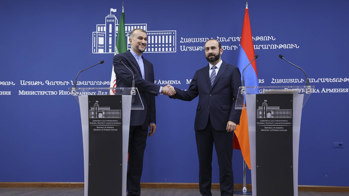 Armenian foreign minister calls for ‘constructive’ approach from Azerbaijan, Turkey