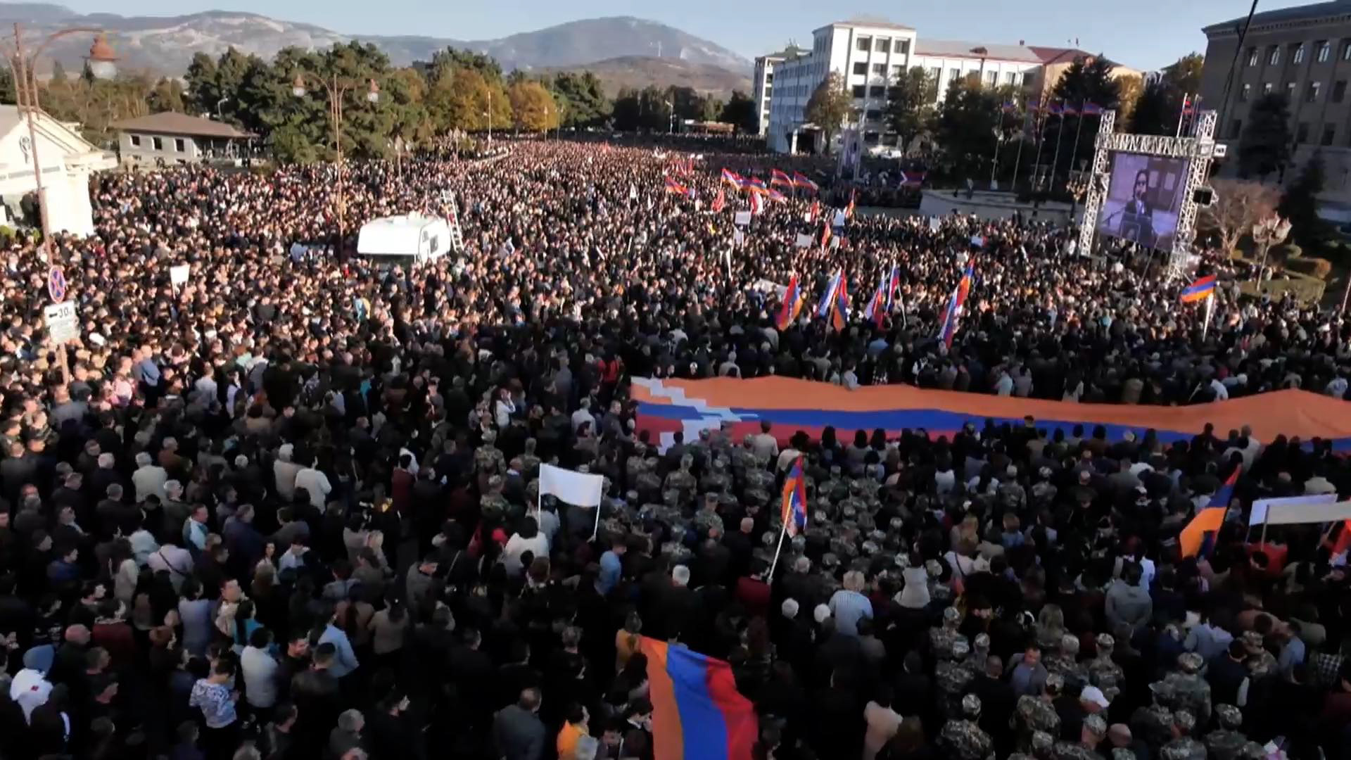 Armenians in Karabakh hold massive rally for self-determination