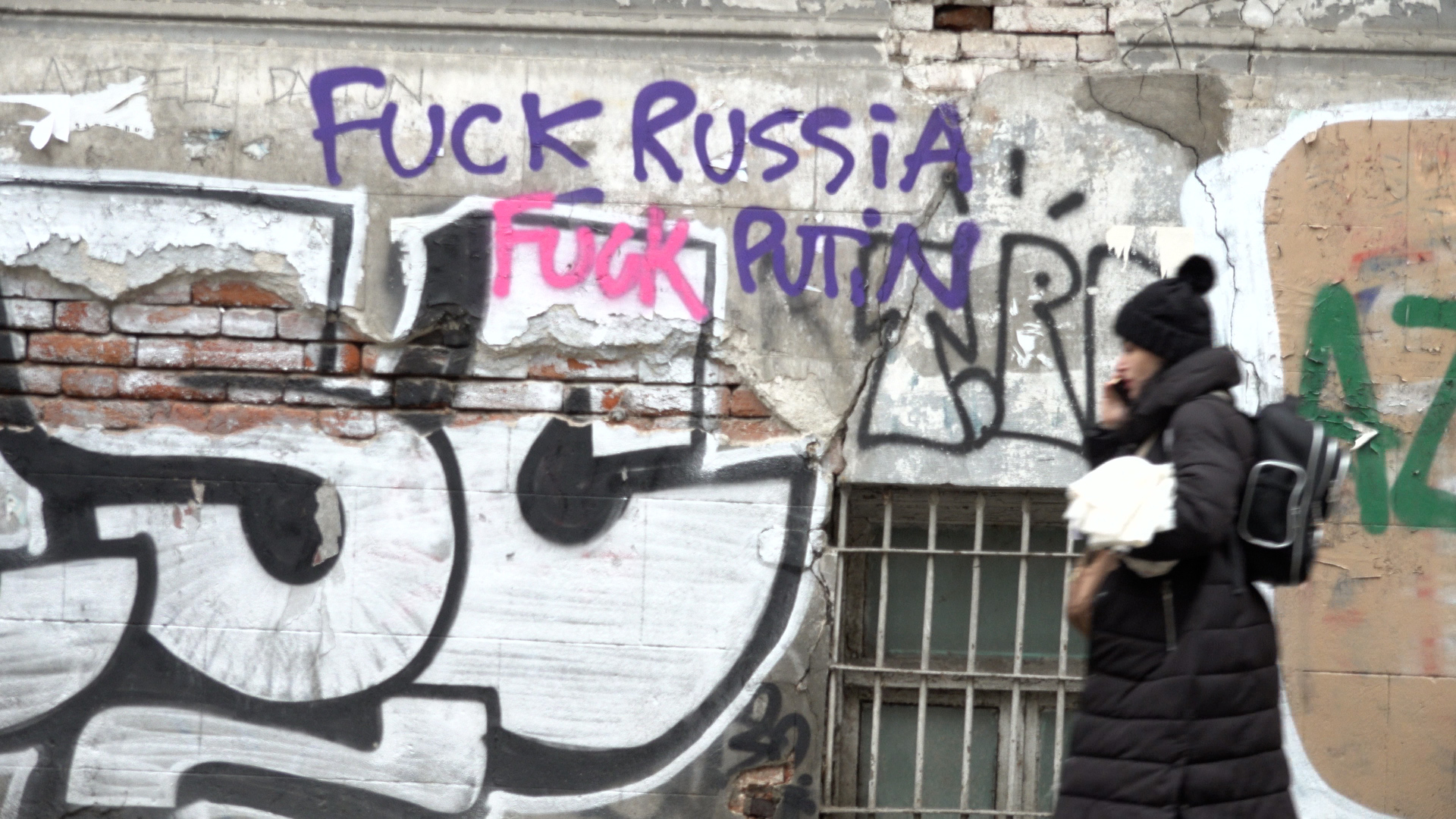 Թբիլիսի. չնայած հյուրընկալությանը՝ փողոցները ռուսներին ամենուր հիշեցնում են ագրեսիայի մասին