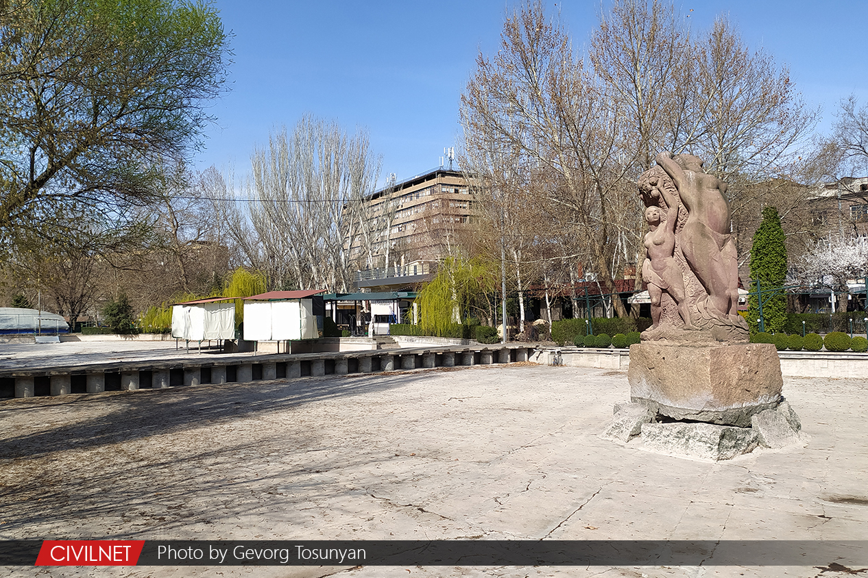 Ծառահատված Երևանը․ Երևանի երեք այգիները