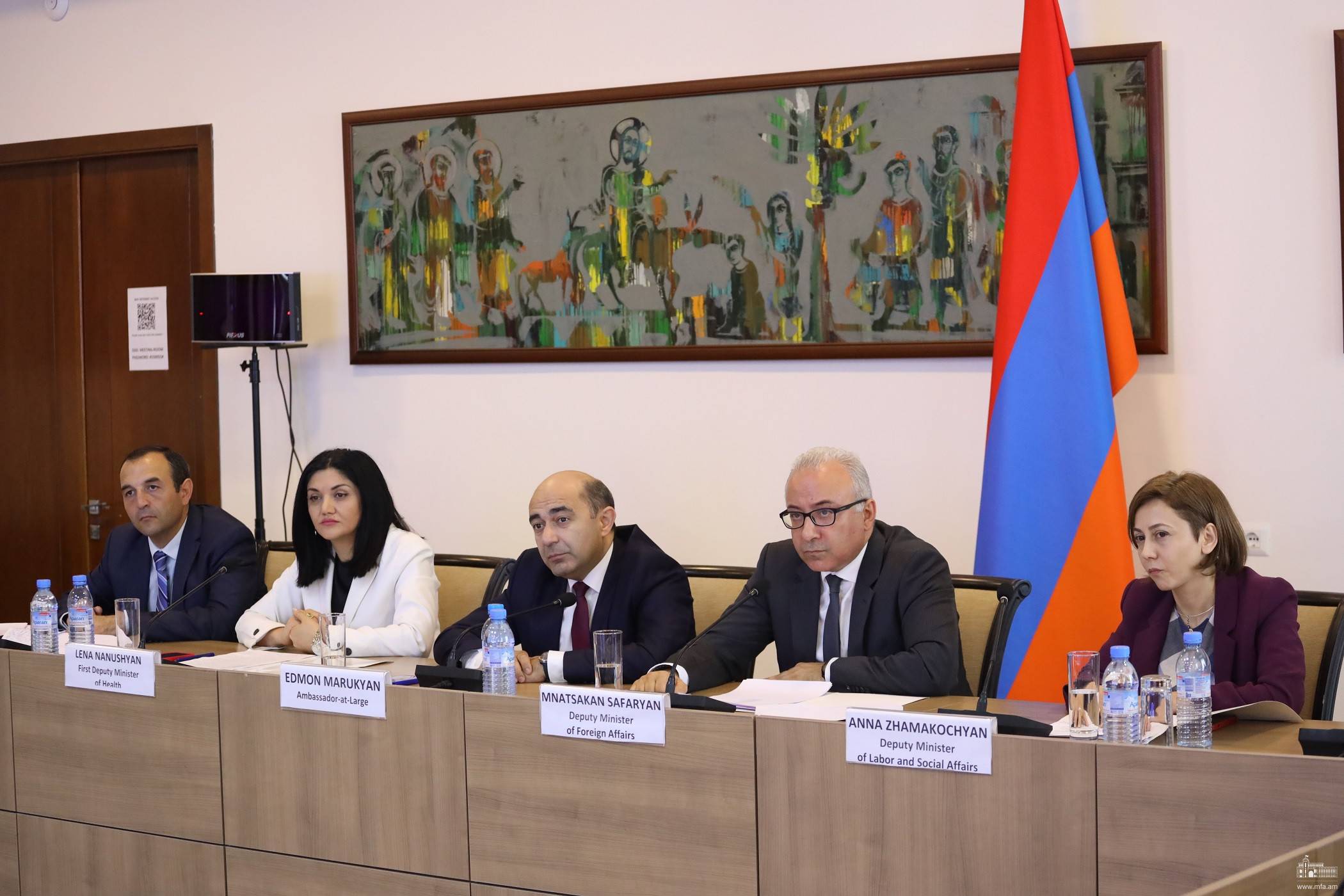 Հայաստանում հավատարմագրված դեսպաններին ներկայացվել է ԼՂ-ում ստեղծված ճգնաժամը
