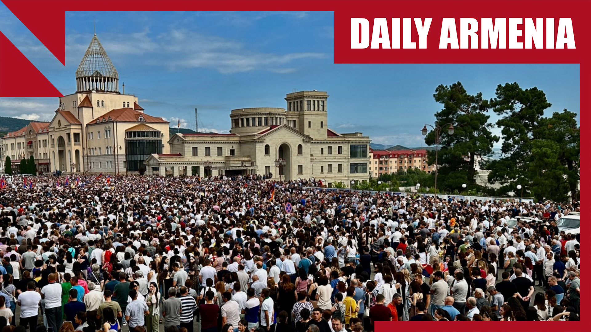 Mass rallies against Azerbaijan’s blockade in Yerevan and Stepanakert