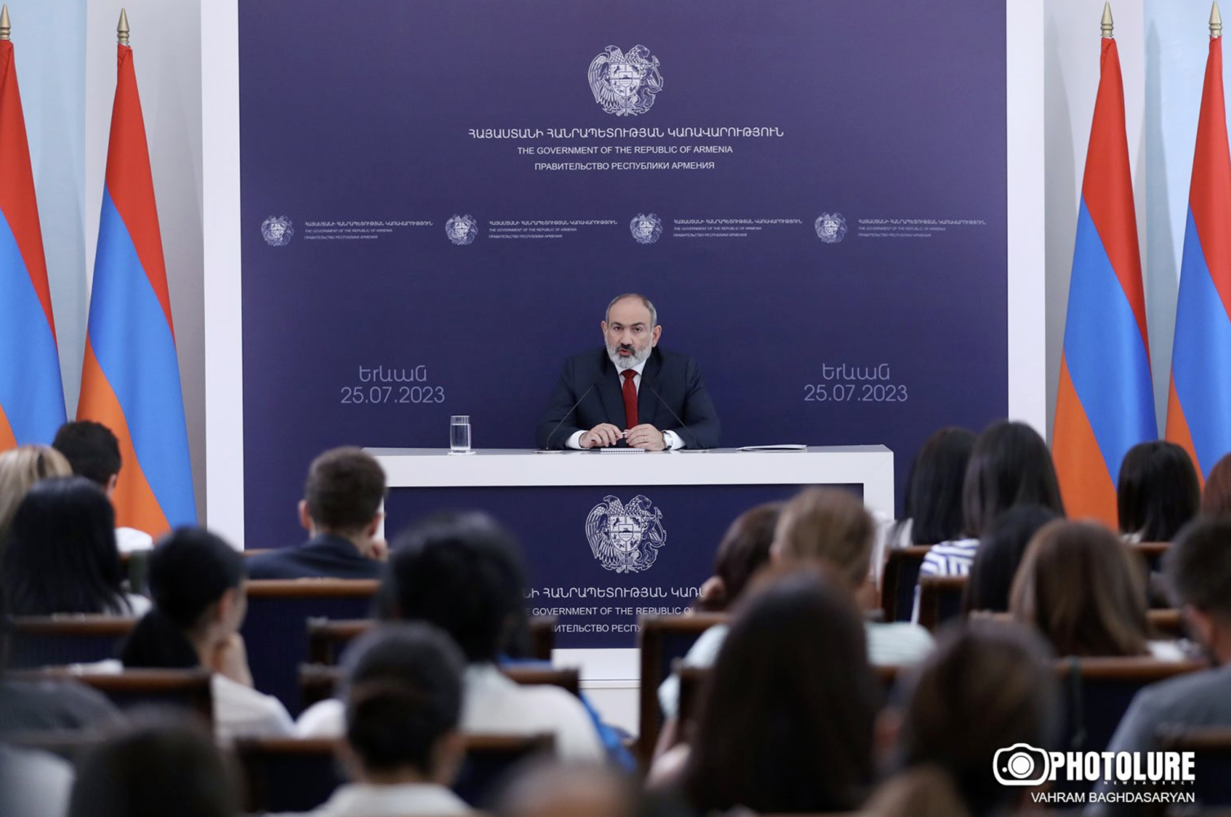 Pashinyan: Armenia cannot protect Karabakh’s population