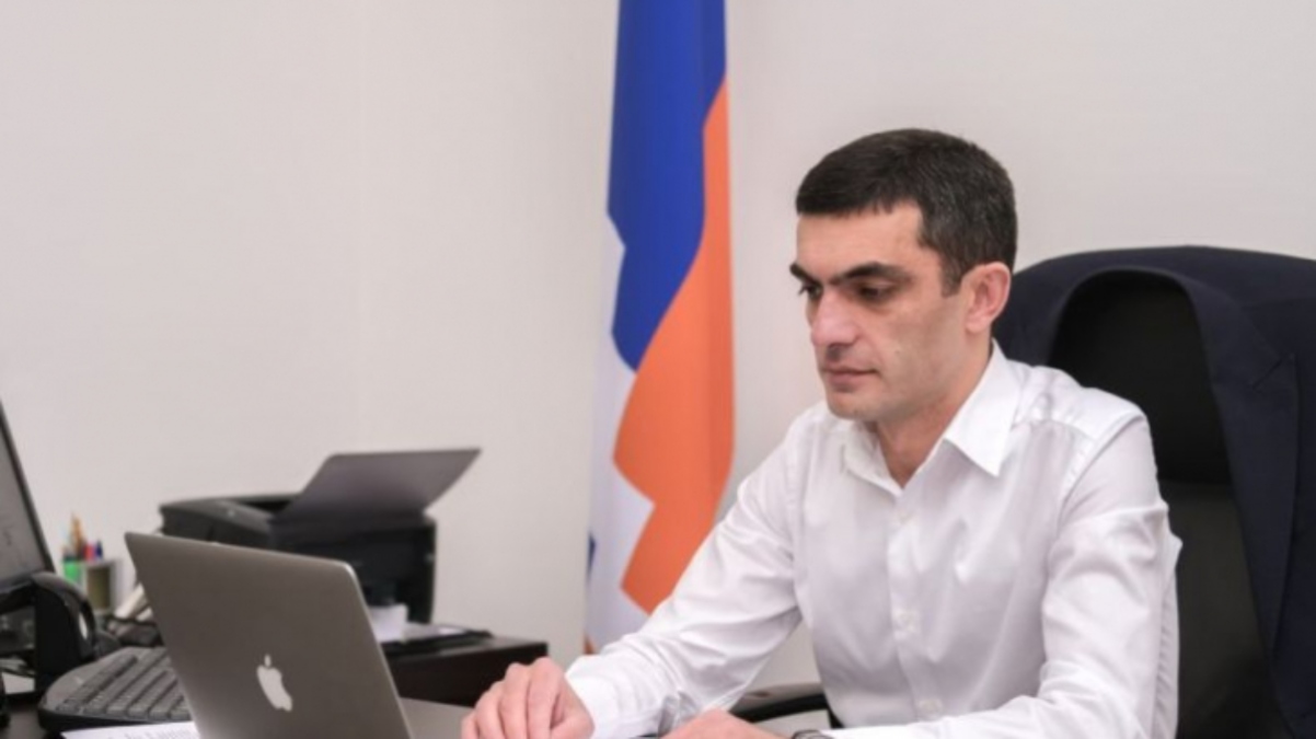 Պատրաստ ենք քննարկել ցավոտ հարցեր՝ բանակցությունների արդյունքի՝ չկանխորոշված լինելու պայմանով․ Արցախի ԱԳ նախարար