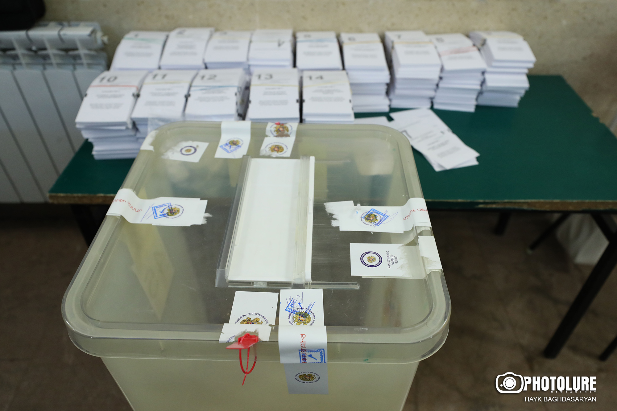 Երևանում ընդդիմությունը գնում է նոր ընտրությունների, «Դոգը» նախապայմաններ է առաջ քաշում