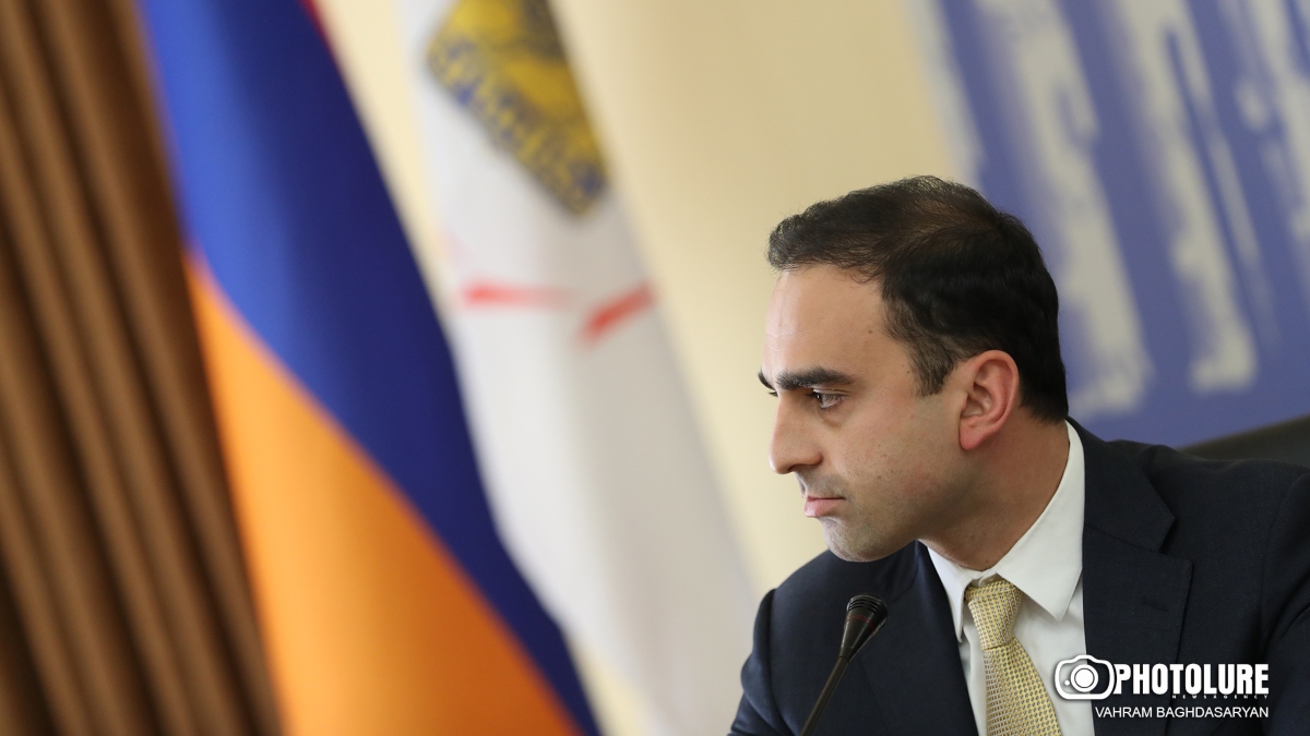 BREAKING: Pashinyan ally Avinyan retains control of Yerevan city hall
