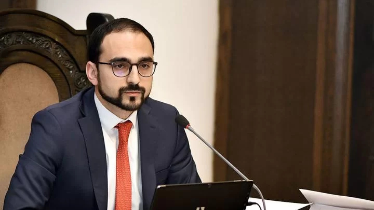 ԵՐԵՎԱՆԻ ՔԱՂԱՔԱՊԵՏ ՏԻԳՐԱՆ ԱՎԻՆՅԱՆԻ ԱՍՈՒԼԻՍԸ