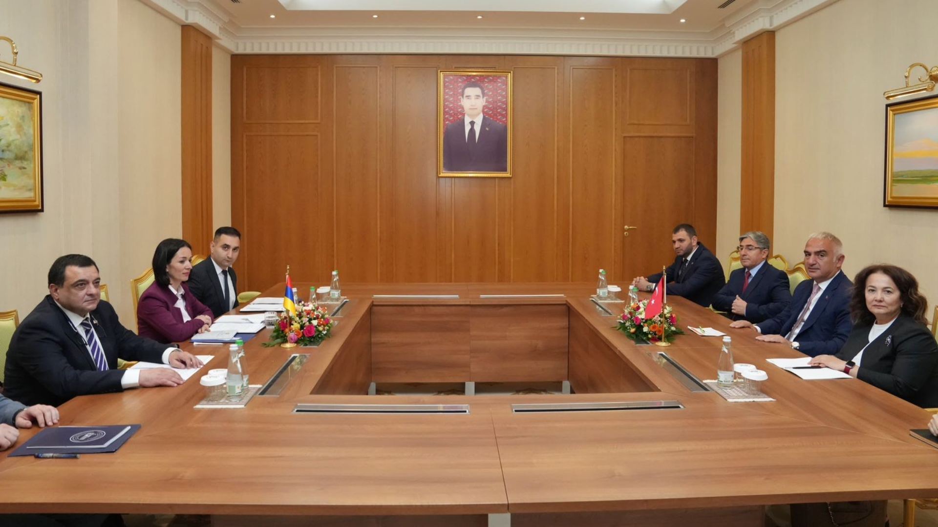 Ժաննա Անդրեասյանը Թուրքիայի իր պաշտոնակցի հետ քննարկել է Անիի կամրջի վերականգնման հարցը