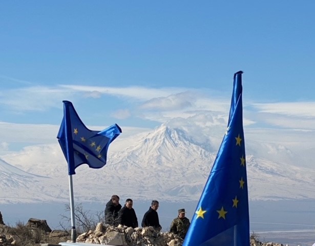 Եվրամիությանն անդամակցելու հանրաքվեն ընդամենը 2026-ի նախընտրական քարոզարշավի սկիզբն է