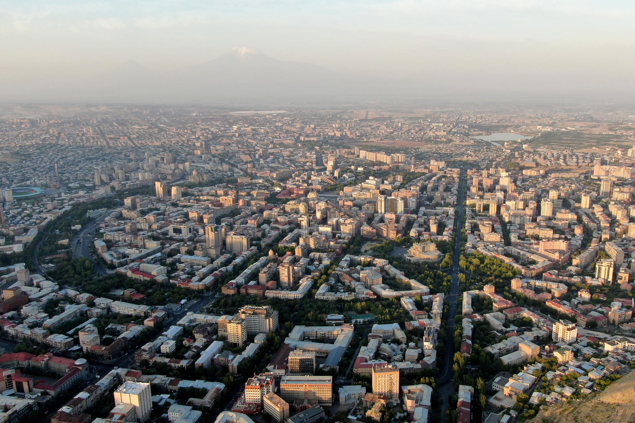 Երևանի հողերի չհավաքագրվող վարձերը. ինչու քաղաքապետարանը չի ավելացնում վարձավճարները