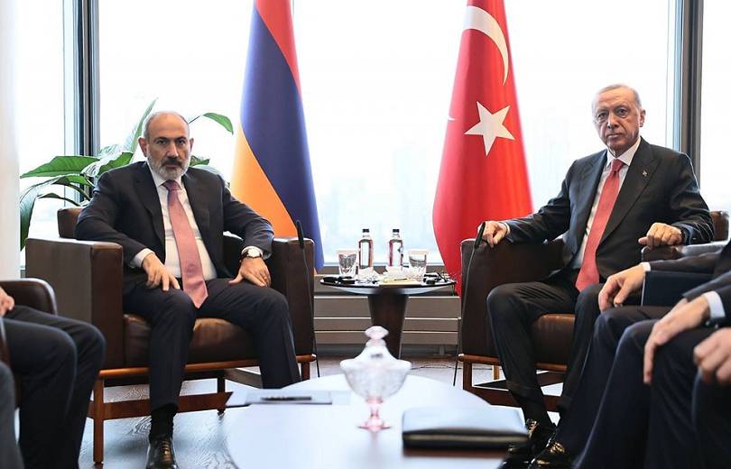 Ադրբեջանը պատանդ է վերցրել հայ-թուրքական հարաբերությունների կարգավորման հարցը․ Սիմոնյան
